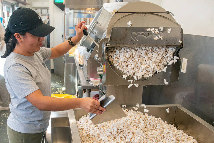 Aged Sharp White Cheddar Popcorn