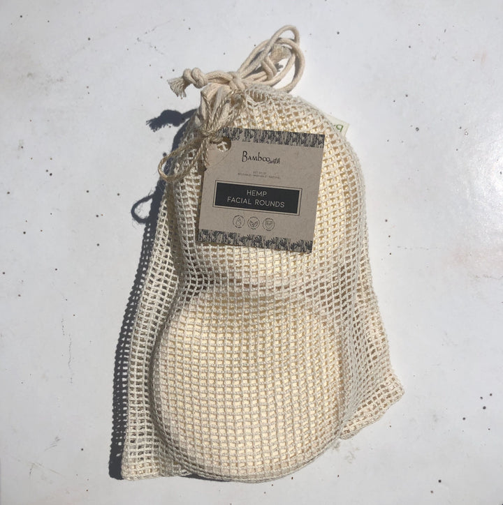 Hemp facial rounds in a washable cotton mesh bag 